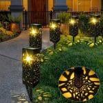solarni fenjer za baštu - noćni ambijent