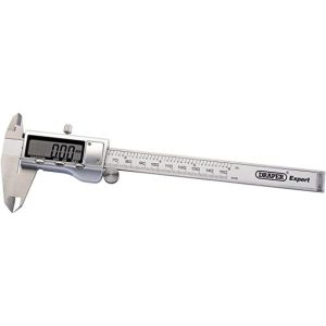 digitalni šubler 150mm — u upotrebi