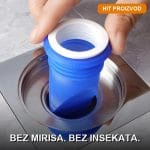 Silikonski filter protiv mirisa iz odvoda — manja i veća glava filtera na beloj podlozi