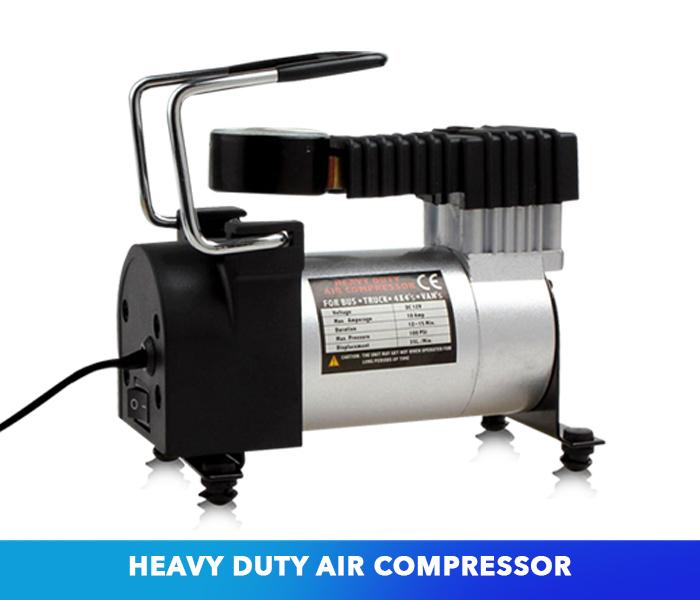 kompresor za pumpanje guma 12V kompresor za pumpanje guma 12V — u upotrebi