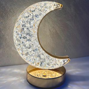 kristalna lampa polumesec — prednja strana