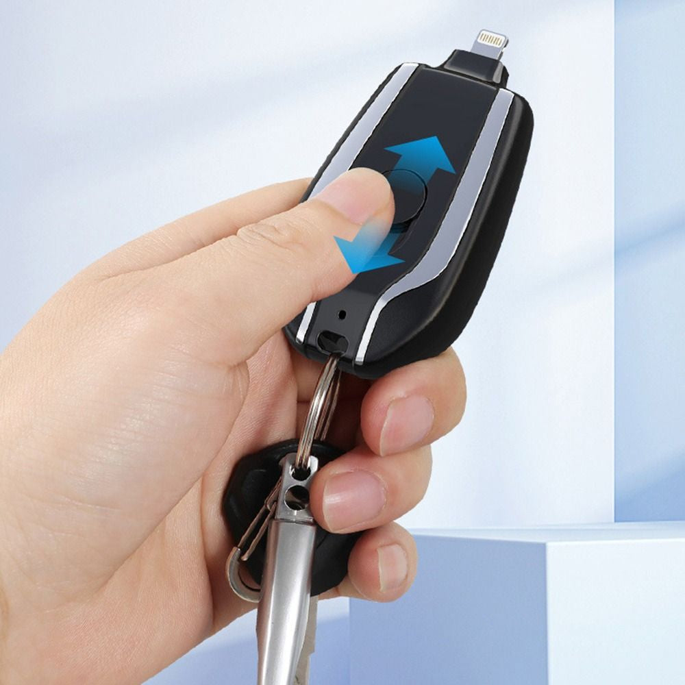 mini punjač za telefon privezak — prednja strana