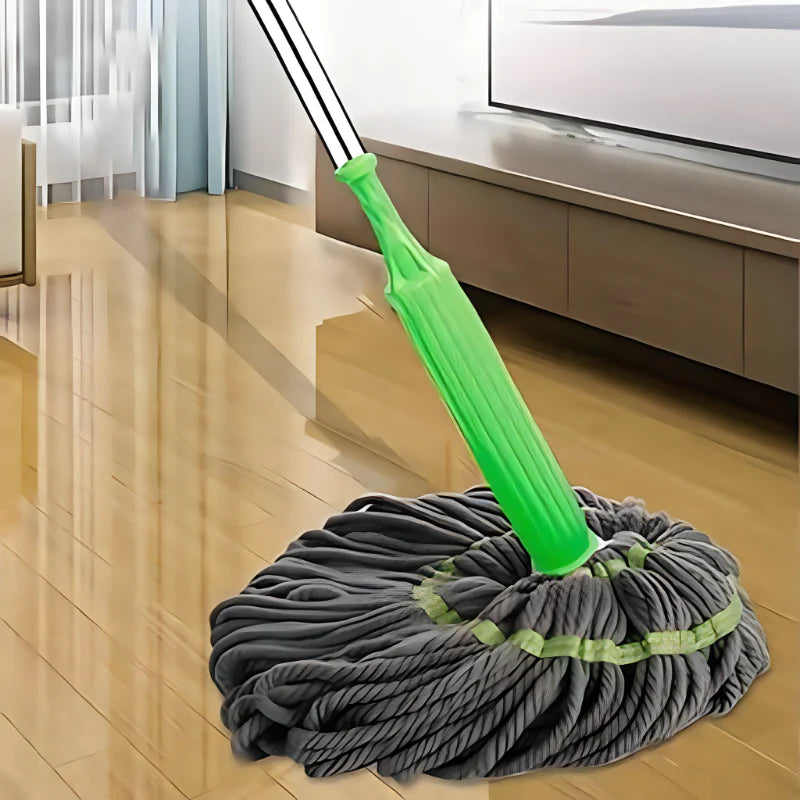 mop za pranje podova — u upotrebi
