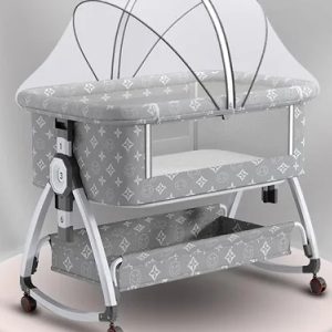 Detalj mehanizma za podešavanje visine next to me krevetca — 6 nivoa podizanja aluminijumske konstrukcije