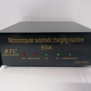 punjač za akumulator 12V 24V — u upotrebi