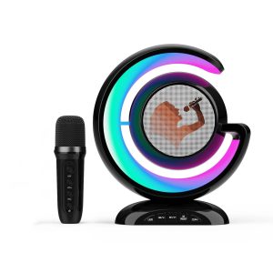 RGB lampa sa zvučnikom i mikrofonom — prednja strana