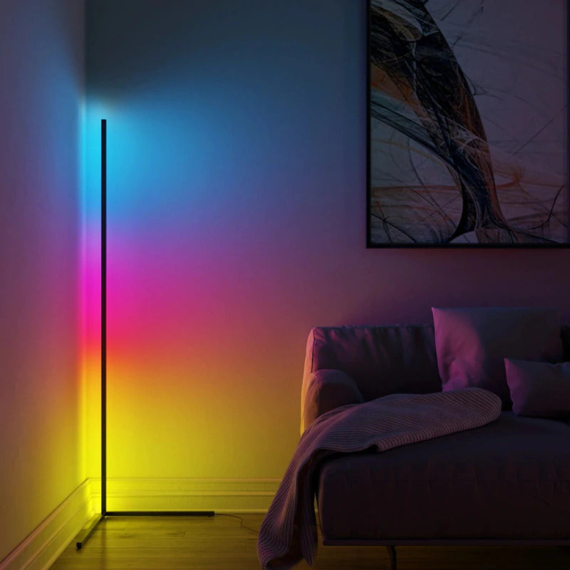rgb-ugaona-lampa-1 RGB ugaona lampa — prednja strana