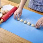 silikonska podloga za testo — u upotrebi