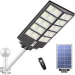 solarni ulični reflektor — prednja strana
