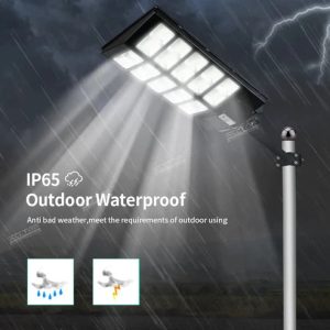 solarni ulični reflektor — u upotrebi