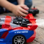 RC auto na daljinsko upravljanje za decu — ugao