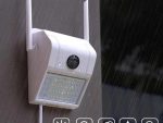 Detalj LED reflektora na WiFi kameri V380 – više od 100 LED dioda za snažno osvetljenje