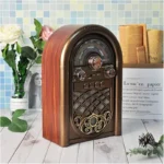 Retro radio zvučnik R-1950BTL u funkciji, prikazan sa druge strane
