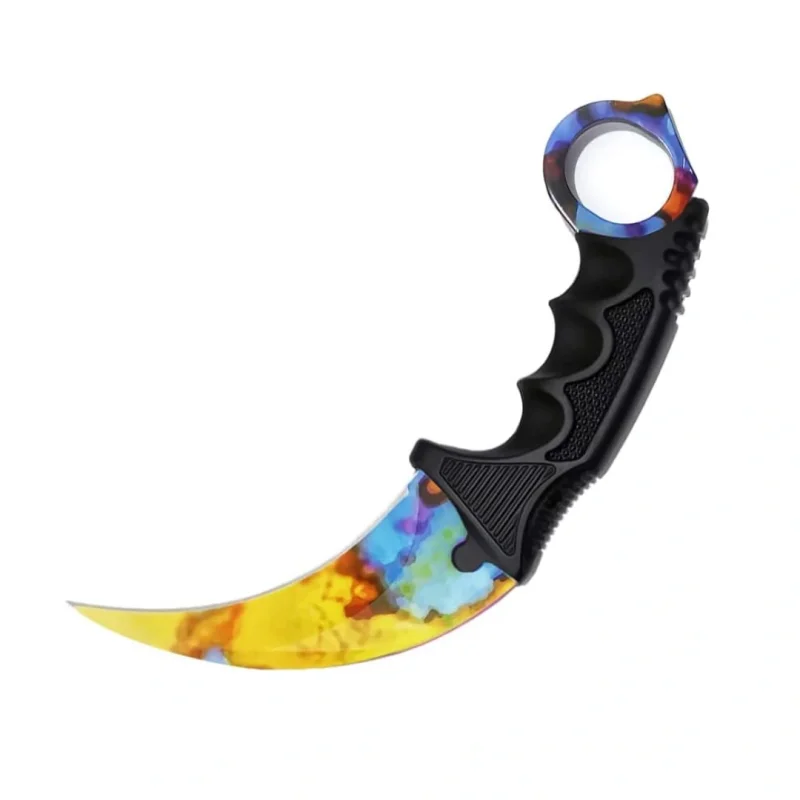 Karambit nož sa futrolom — premium kolekcionarska izvedba nož karambit sa futrolom - u upotrebi