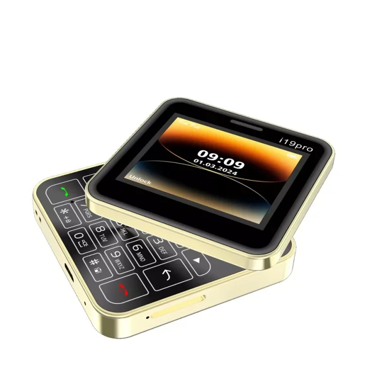 Mini telefon i19 Pro Dual SIM 2.4 inča — kompaktan GSM uređaj i19 Pro mini telefon - u upotrebi