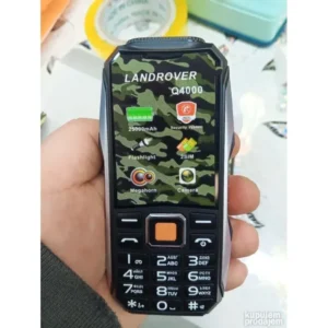 Q4000 Land Rover telefon sa tasterima, dual SIM, maskirna boja