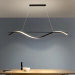 Crni linijski luster talasastog oblika NMLights 100 cm