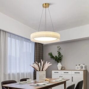 Okrugli luster sa plisiranim abažurom 60 cm — topla bela