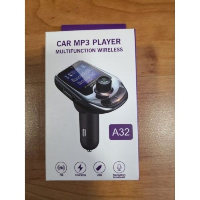 FM transmiter A32 sa Bluetooth vezom, USB ulazom i mikrofonom fm transmiter a32 - u upotrebi