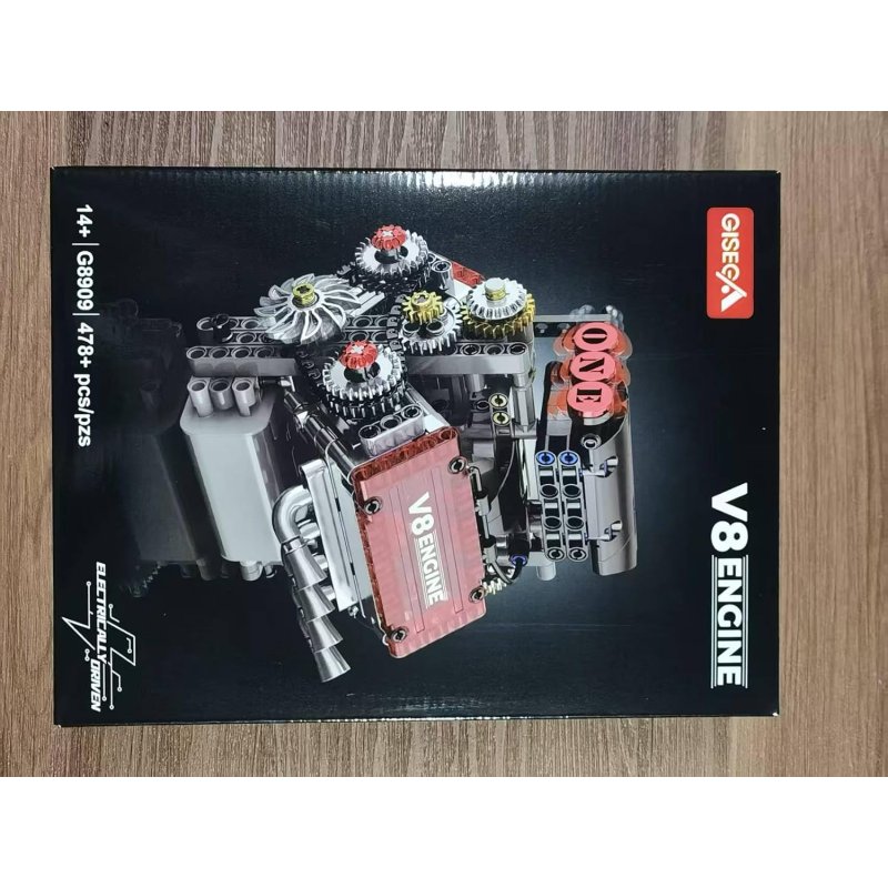 Model V8 motora od kockica sa pokretnim klipovima — 478 delova model V8 motora od kockica - u upotrebi